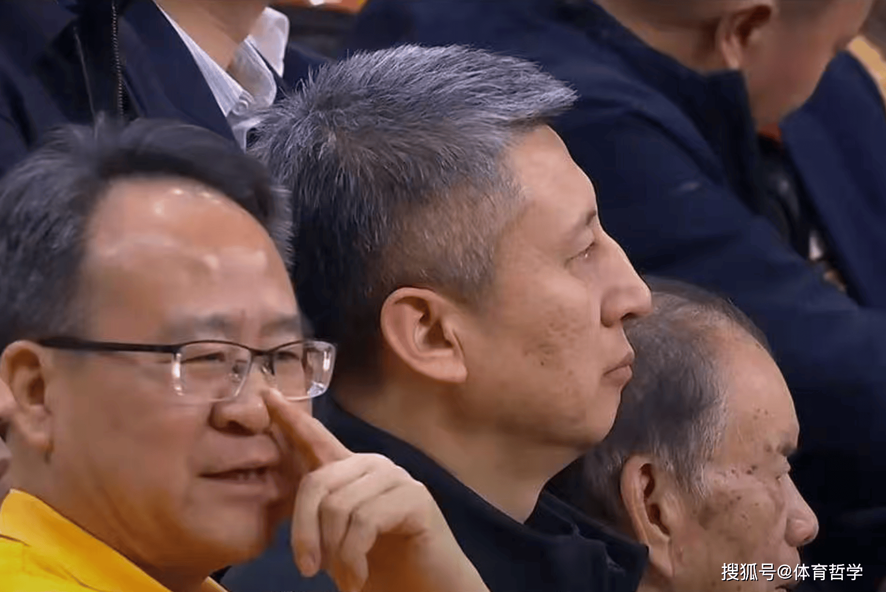 28圈娱乐-关于转会期CBA季后赛传出新动向，广州队回应争议，管理层表态：媒体盛赞，心理建设被强调的信息