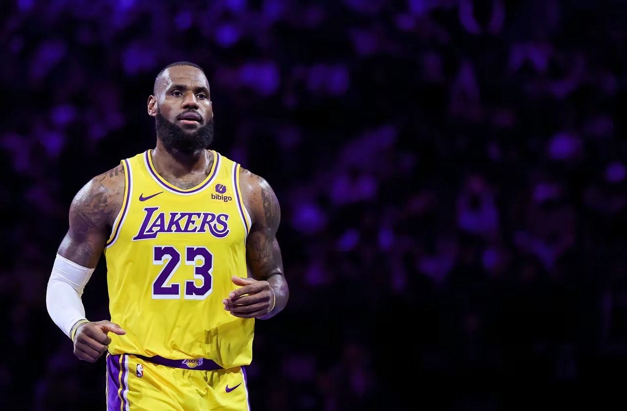 28圈娱乐-詹姆斯新星惊险取胜表现惊艳，RNG未来可期！的简单介绍