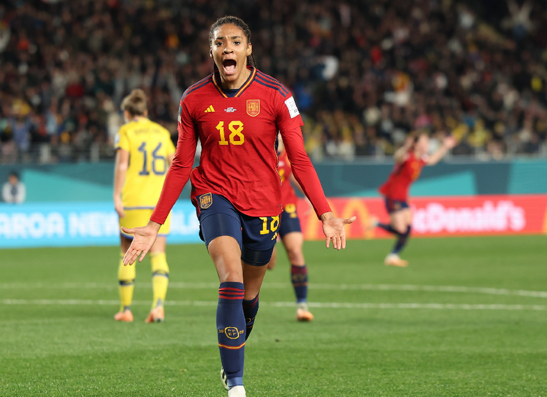 28圈体育-关于阿扎伦卡爆冷击败西班牙队，势不可挡引爆全场！的信息